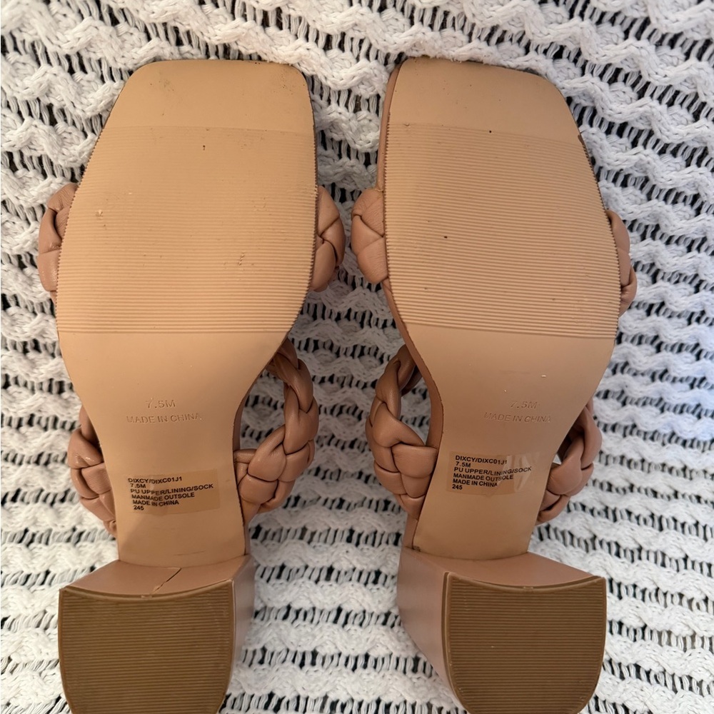 MADDEN GIRL Block Heel Braided Strap Tan Beige Spring Summer Sandal Shoe Sz 7.5 - Picture 7 of 8